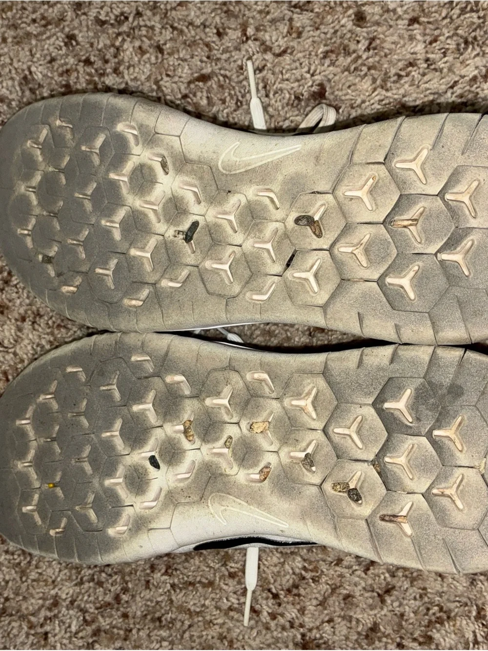 Nike Men's Cream/Black Athletic Training Shoes